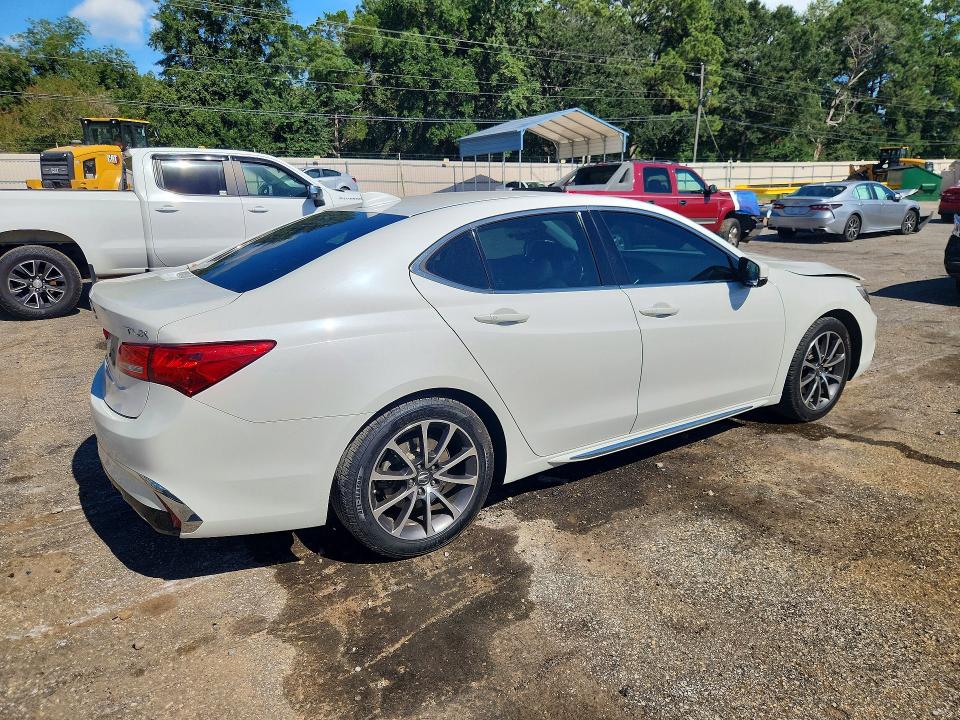 64152526 :رقم المزاد ، 19UUB2F58JA000061 vin ، 2018 Acura Tlx مزاد بيع