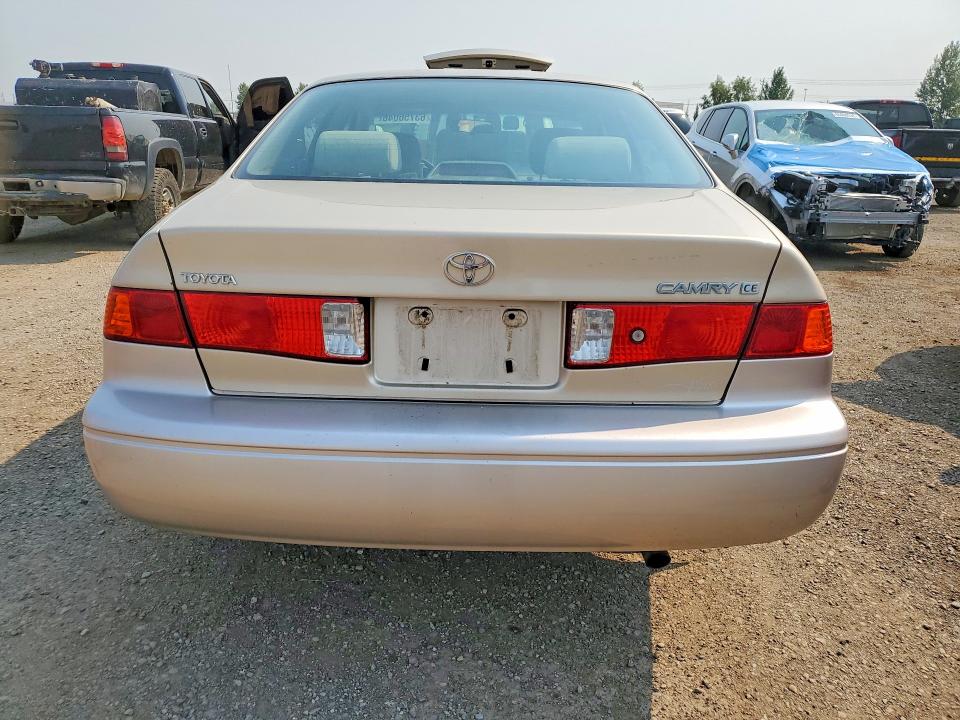 Продажа на аукционе авто 2001 Toyota Camry, vin: JT2BG22K310552519, номер лота: 63756046