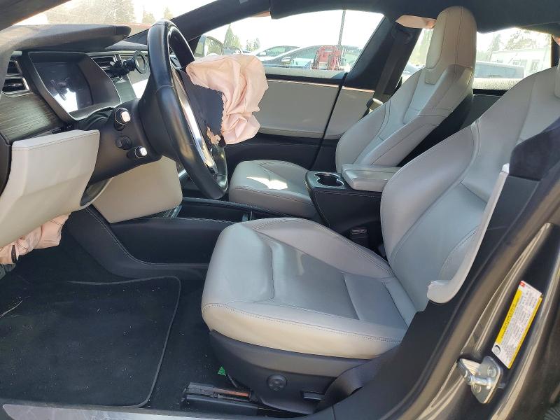 65498696 :رقم المزاد ، 5YJSA4H44FF081289 vin ، 2015 Tesla Model S مزاد بيع