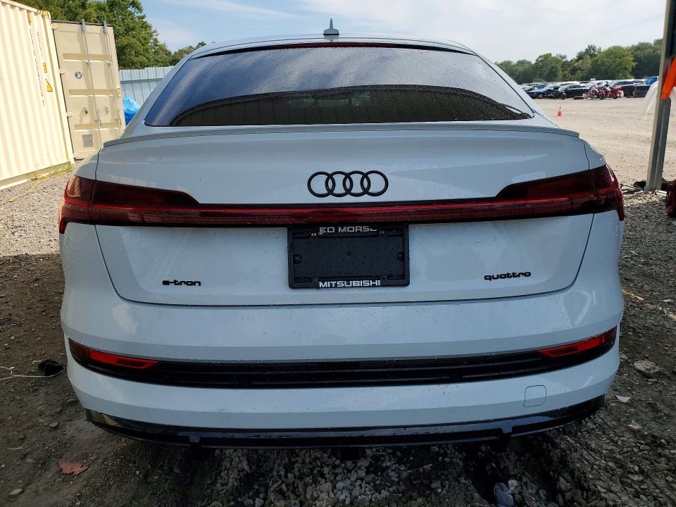 Продаж на аукціоні авто 2022 Audi E-tron, vin: WA13AAGE7NB035738, номер лоту: 66357426