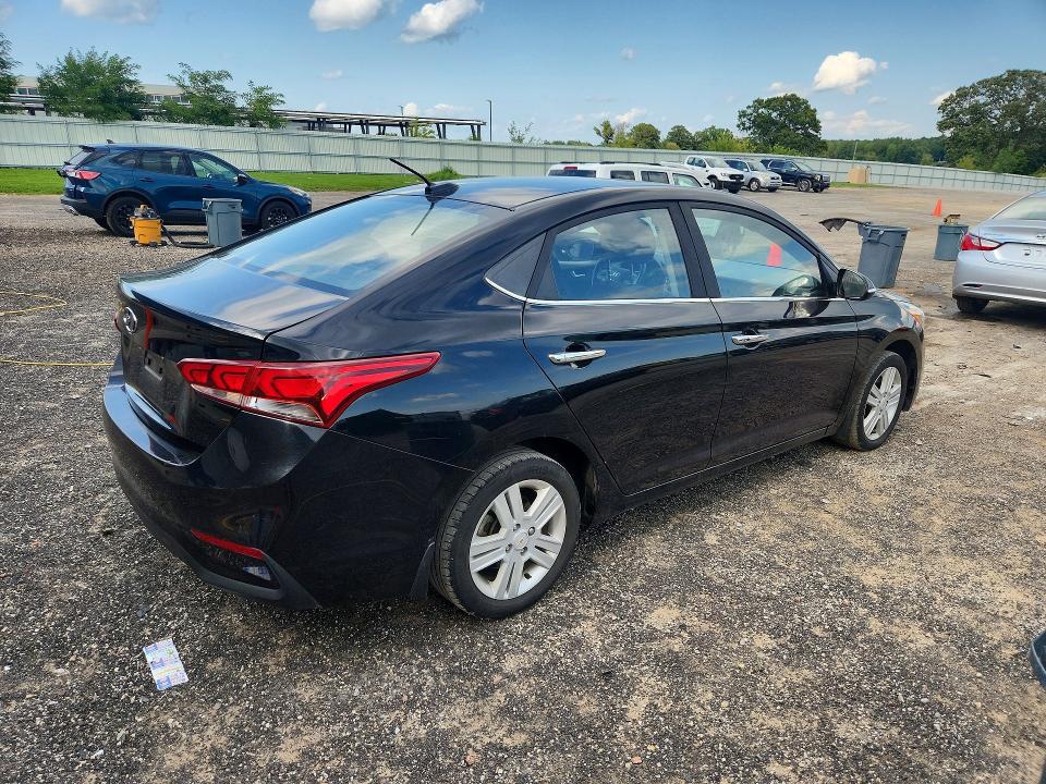 2019 Hyundai Accent მანქანა იყიდება აუქციონზე, vin: 3KPC34A33KE088072, აუქციონის ნომერი: 66797006