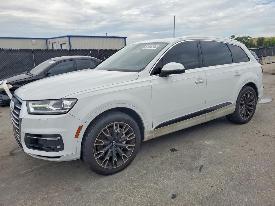 2017 Audi Q7 მანქანა იყიდება აუქციონზე, vin: WA1LAAF70HD003497, აუქციონის ნომერი: 64016726