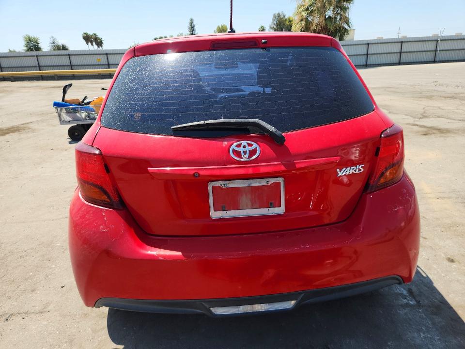 63909726 :رقم المزاد ، VNKKTUD3XFA043265 vin ، 2015 Toyota Yaris مزاد بيع