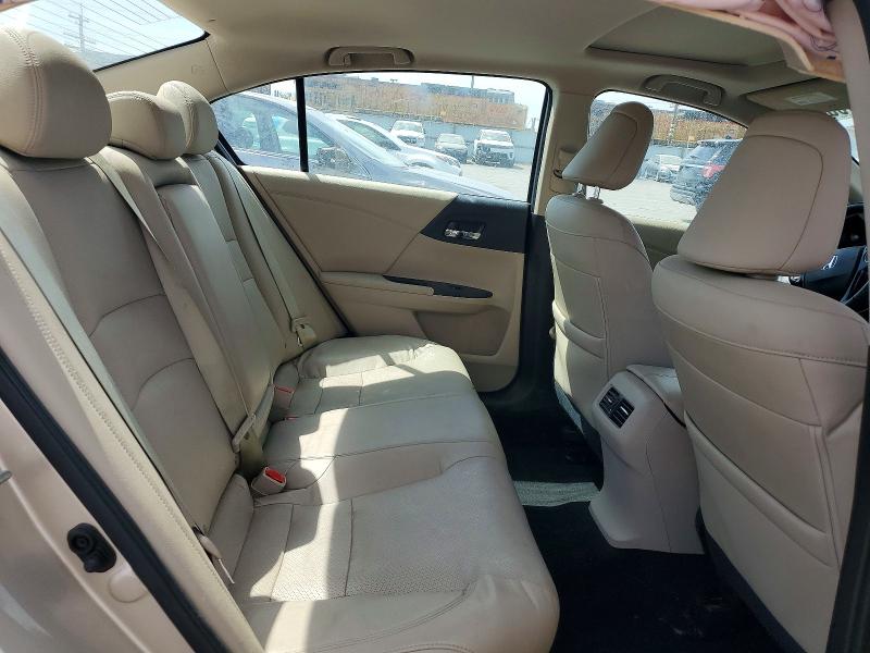 2016 Honda Accord მანქანა იყიდება აუქციონზე, vin: 1HGCR3F88GA031200, აუქციონის ნომერი: 65511056
