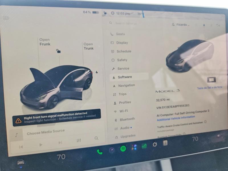 Продажа на аукционе авто 2023 Tesla Model 3, vin: 5YJ3E1EA8PF656383, номер лота: 63324496
