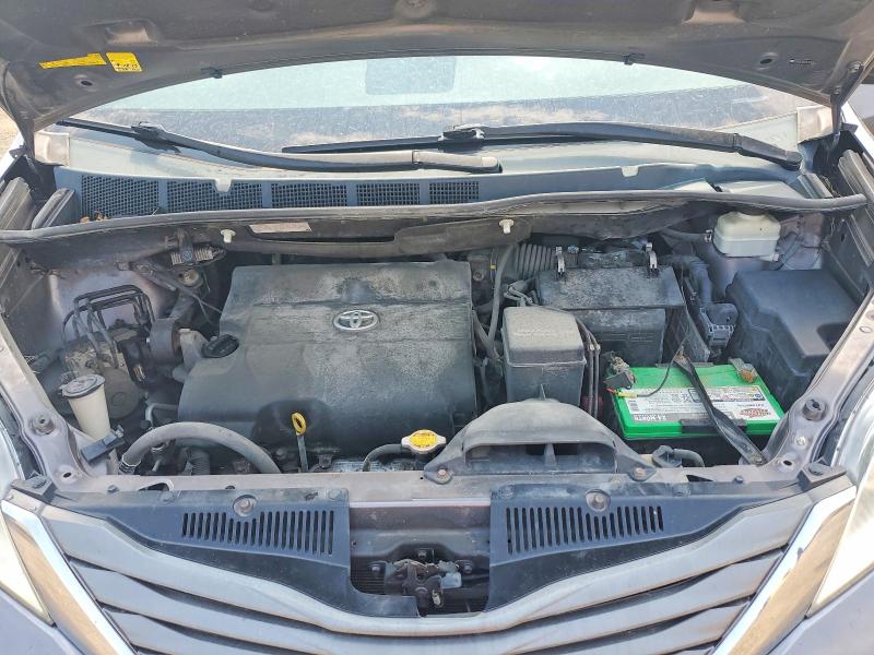 64425876 :رقم المزاد ، 5TDYK3DC7ES510093 vin ، 2014 Toyota Sienna مزاد بيع