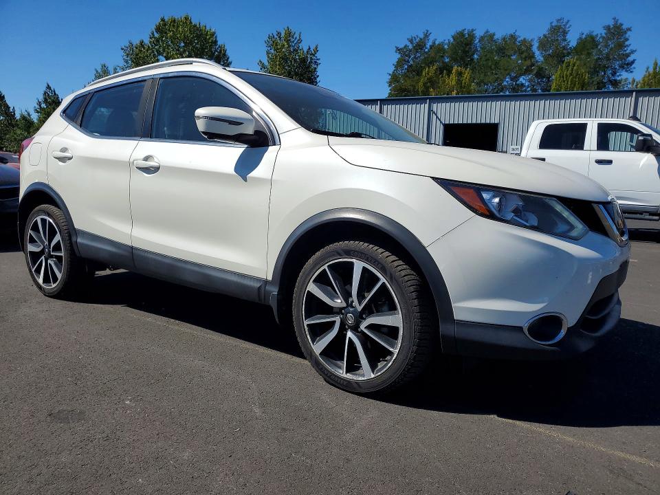 Auction sale of the 2017 Nissan Rogue Sport, vin: JN1BJ1CP9HW017900, lot number: 64656786
