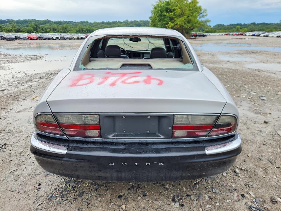 64181386 :رقم المزاد ، 1G4CW54K524144476 vin ، 2002 Buick Park Avenue مزاد بيع