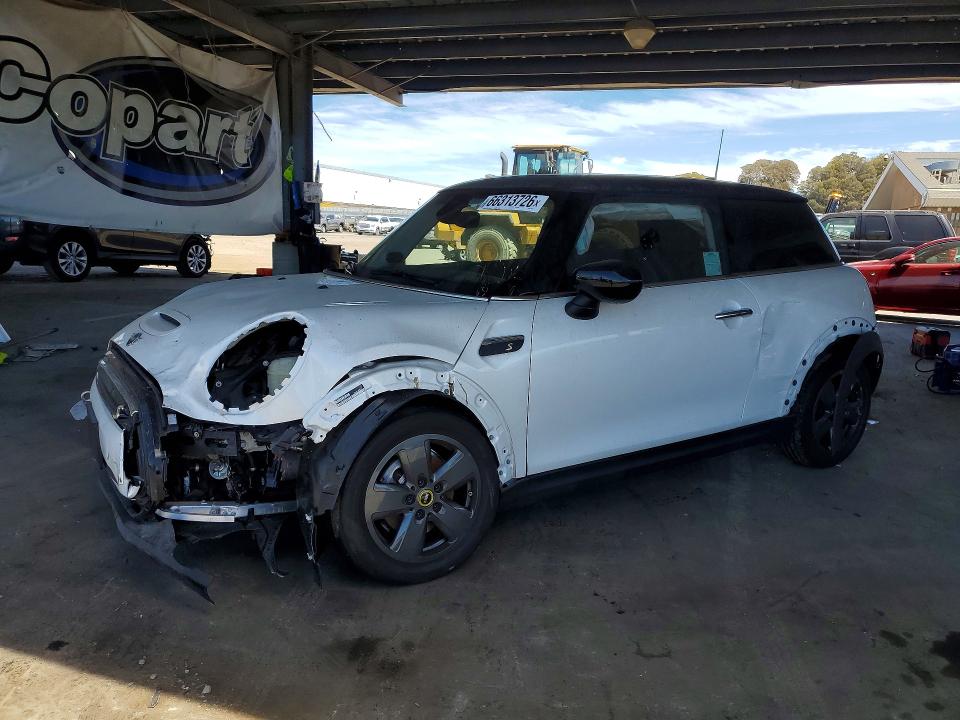 Продаж на аукціоні авто 2024 Mini Cooper, vin: WMW13DJ08R2V91730, номер лоту: 66313726