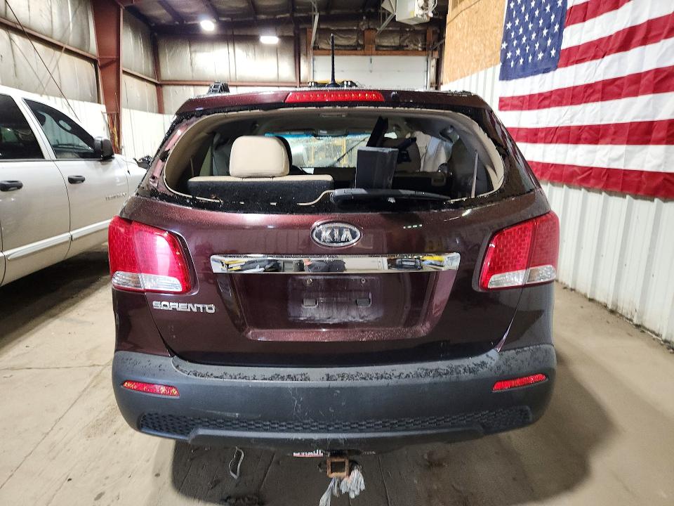 63921936 :رقم المزاد ، 5XYKTDA21BG046022 vin ، 2011 Kia Sorento مزاد بيع