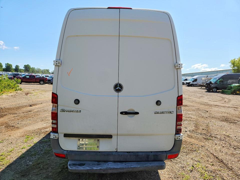 63278996 :رقم المزاد ، WD3PE8CC7D5740376 vin ، 2013 Mercedes-benz Sprinter مزاد بيع
