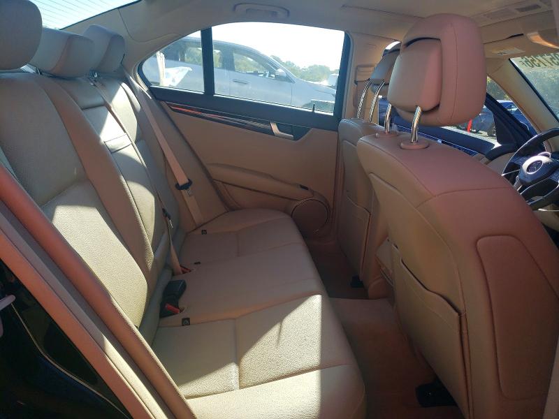 Продажа на аукционе авто 2013 Mercedes-benz C, vin: WDDGF8AB9DA811782, номер лота: 66057756