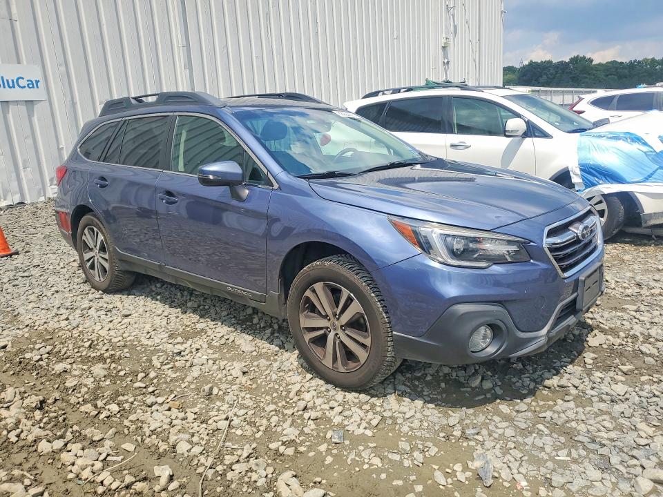 63925626 :رقم المزاد ، 4S4BSANC8J3369938 vin ، 2018 Subaru Outback مزاد بيع