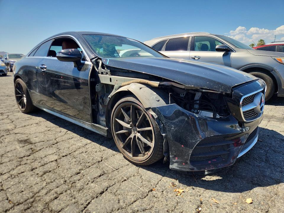 66254326 :رقم المزاد ، WDD1J6FB6JF021520 vin ، 2018 Mercedes-benz E مزاد بيع