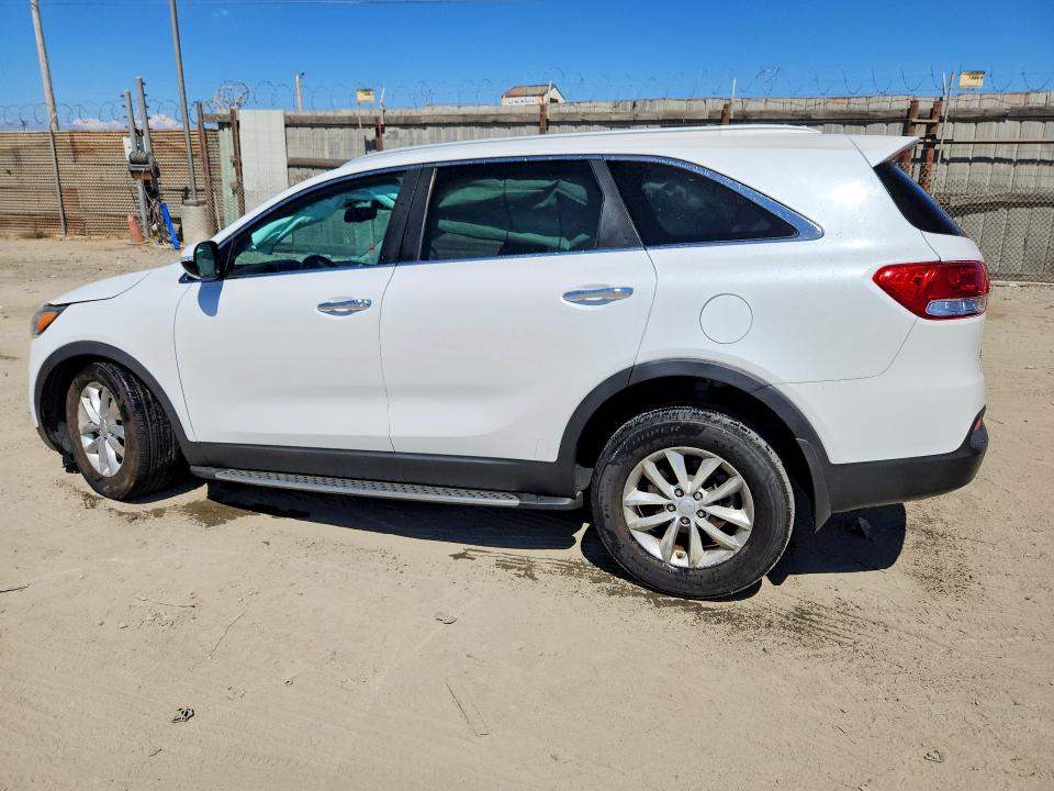 65465856 :رقم المزاد ، 5XYPG4A30HG238494 vin ، 2017 Kia Sorento مزاد بيع