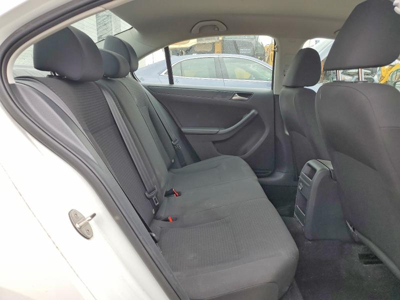 63691926 :رقم المزاد ، 3VW1K7AJ2FM331664 vin ، 2015 Volkswagen Jetta مزاد بيع
