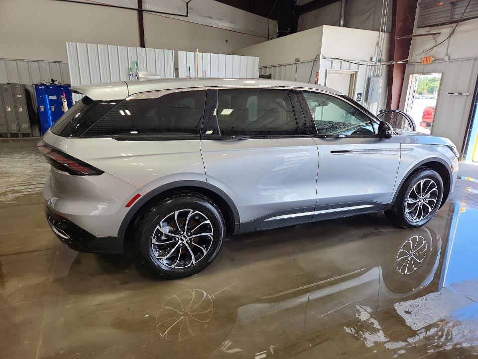 Продажа на аукционе авто 2025 Lincoln Nautilus, vin: 5LMPJ8JA6SJ964688, номер лота: 64342386