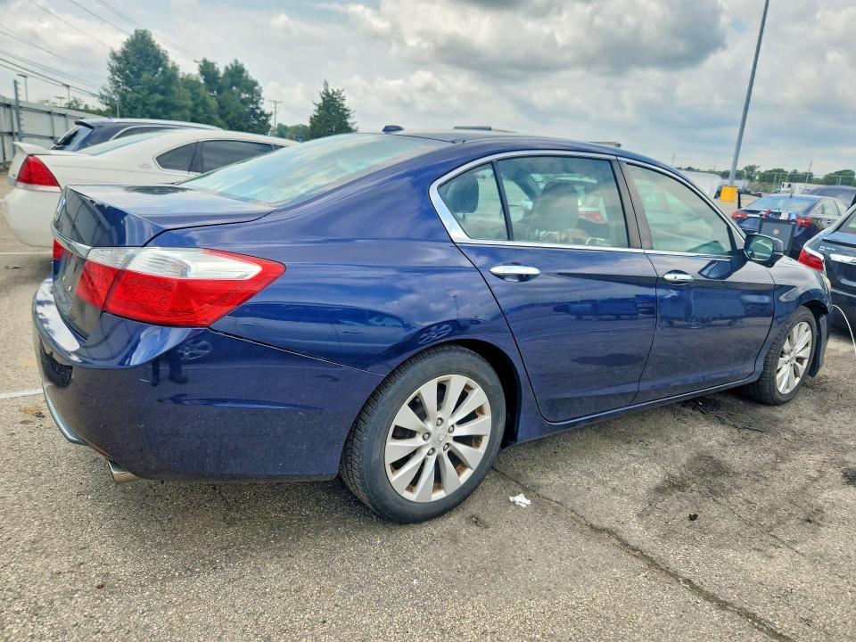 64459856 :رقم المزاد ، 1HGCR2F8XFA097840 vin ، 2015 Honda Accord مزاد بيع