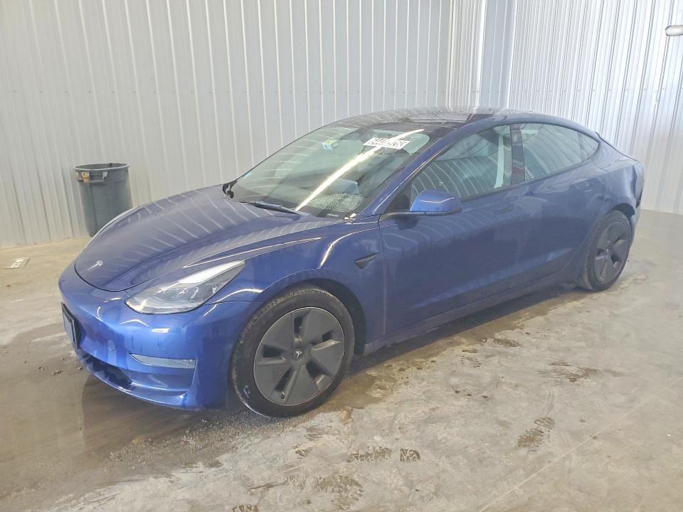 2022 Tesla Model 3 მანქანა იყიდება აუქციონზე, vin: 5YJ3E1EA3NF371538, აუქციონის ნომერი: 64410926