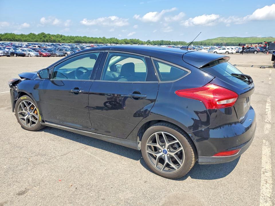63238506 :رقم المزاد ، 1FADP3M21HL311401 vin ، 2017 Ford Focus مزاد بيع