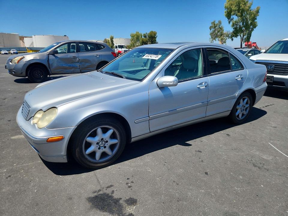Продажа на аукционе авто 2004 Mercedes-benz C, vin: WDBRF61J14F554570, номер лота: 63242776