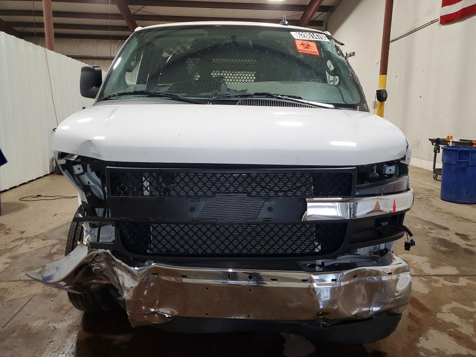 2025 Chevrolet Express 2500 მანქანა იყიდება აუქციონზე, vin: 1GCWGAFP1S1159798, აუქციონის ნომერი: 62861476