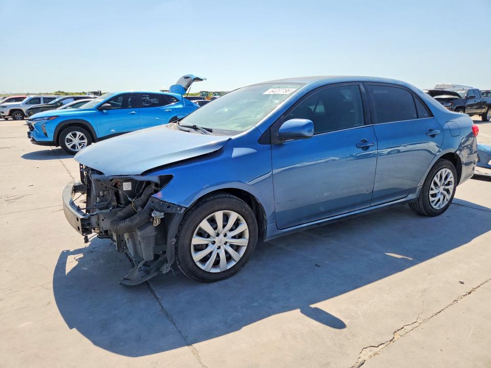 64237796 :رقم المزاد ، 5YFBU4EE0DP140179 vin ، 2013 Toyota Corolla مزاد بيع