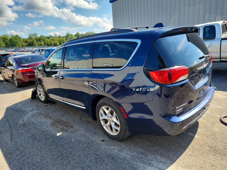 Продажа на аукционе авто 2017 Chrysler Pacifica, vin: 2C4RC1BG9HR822974, номер лота: 65837336