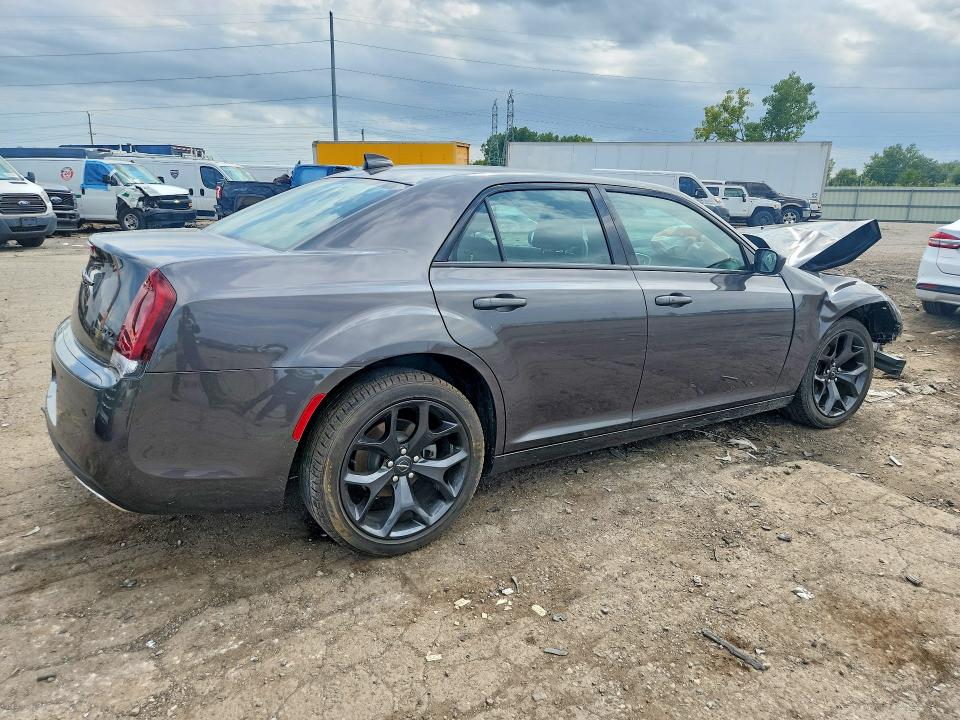 2021 Chrysler 300 მანქანა იყიდება აუქციონზე, vin: 2C3CCAAG5MH649191, აუქციონის ნომერი: 65388676