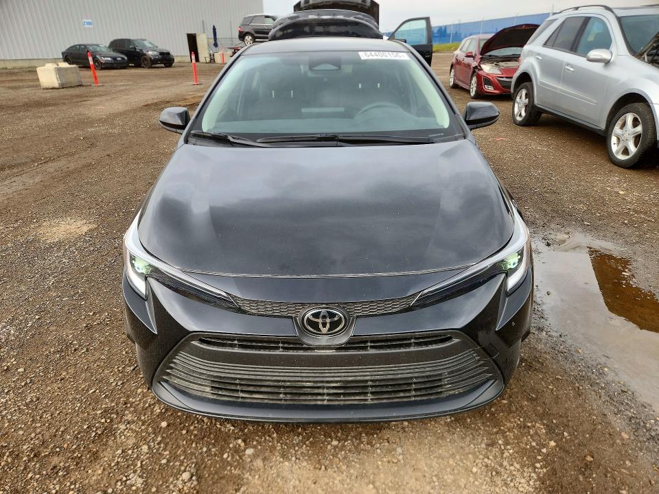 Продаж на аукціоні авто 2026 Toyota Corolla, vin: JTDBDMHE2T3034027, номер лоту: 64400156