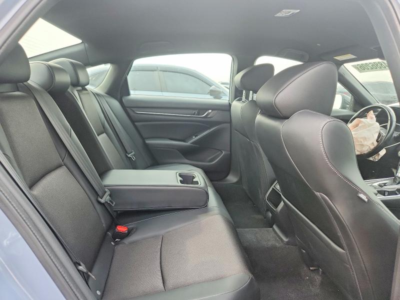 64886206 :رقم المزاد ، 1HGCV1F38NA108293 vin ، 2022 Honda Accord مزاد بيع