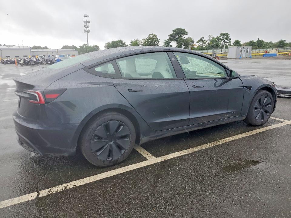 63484296 :رقم المزاد ، 5YJ3E1EA8SF007269 vin ، 2025 Tesla Model 3 مزاد بيع
