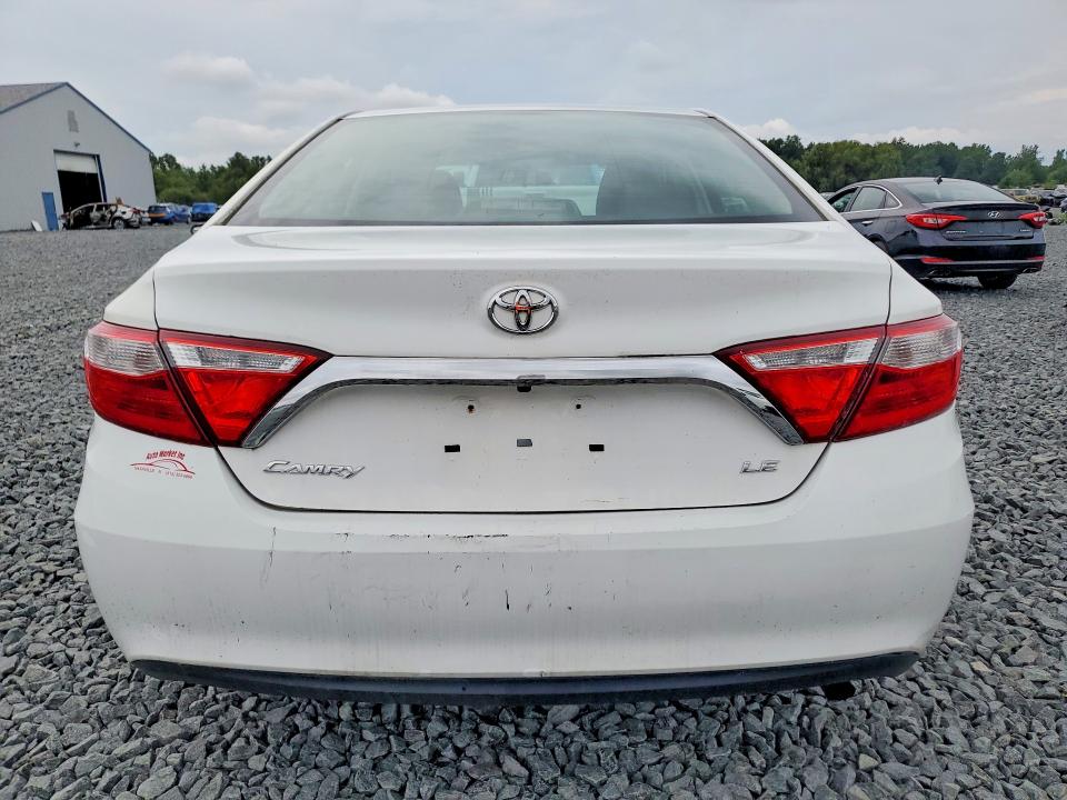2017 Toyota Camry მანქანა იყიდება აუქციონზე, vin: 4T1BF1FK4HU688980, აუქციონის ნომერი: 64205766