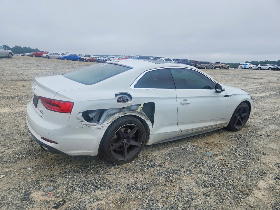 63043906 :رقم المزاد ، WAUTNAF54JA011230 vin ، 2018 Audi A5 مزاد بيع