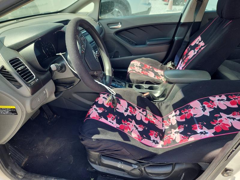 64133376 :رقم المزاد ، 3KPFK4A76HE072184 vin ، 2017 Kia Forte مزاد بيع