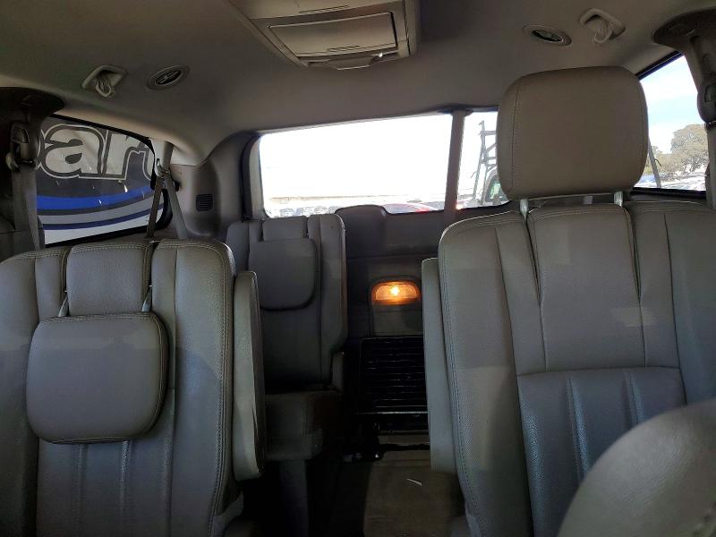 64999426 :رقم المزاد ، 2C4RC1BG1GR220987 vin ، 2016 Chrysler Town & Country مزاد بيع