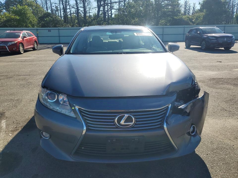 66528636 :رقم المزاد ، JTHBK1GG8F2158657 vin ، 2015 Lexus Es مزاد بيع