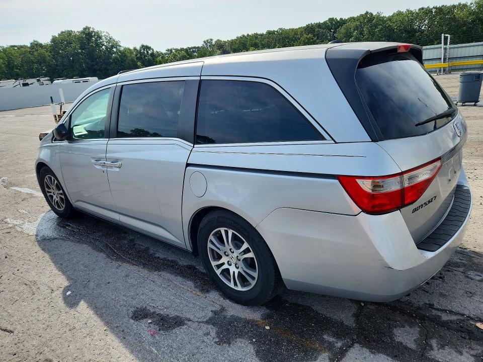65898256 :رقم المزاد ، 5FNRL5H64CB107174 vin ، 2012 Honda Odyssey مزاد بيع