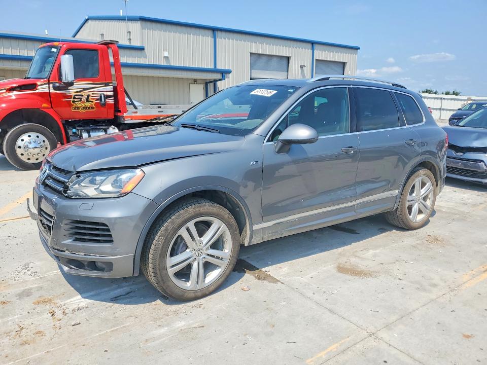 Продаж на аукціоні авто 2014 Volkswagen Touareg, vin: WVGDP9BP0ED013225, номер лоту: 64112106