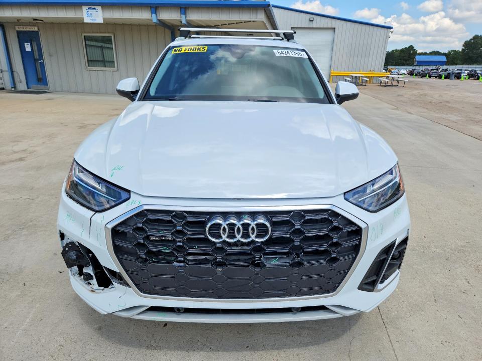 64241366 :رقم المزاد ، WA1EAAFY7N2096950 vin ، 2022 Audi Q5 مزاد بيع