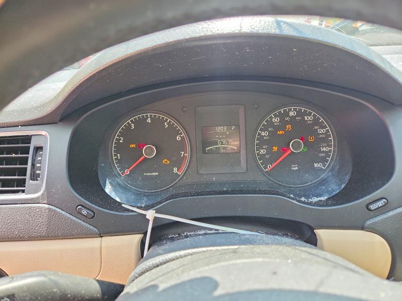 64102966 :رقم المزاد ، 3VWDX7AJ0BM383982 vin ، 2011 Volkswagen Jetta مزاد بيع