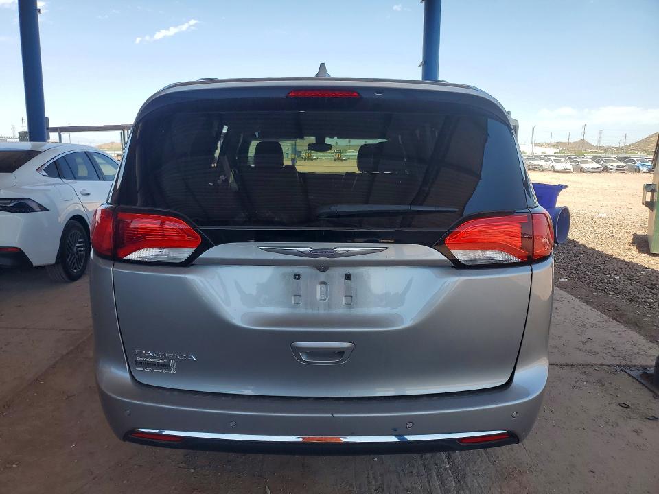 Auction sale of the 2017 Chrysler Pacifica, vin: 2C4RC1EG3HR538302, lot number: 63647476