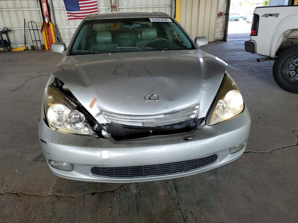 62823636 :رقم المزاد ، JTHBF30G920039404 vin ، 2002 Lexus Es مزاد بيع