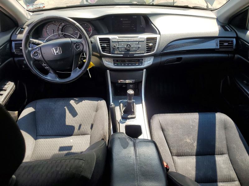 65191676 :رقم المزاد ، 1HGCR2E52FA117473 vin ، 2015 Honda Accord مزاد بيع