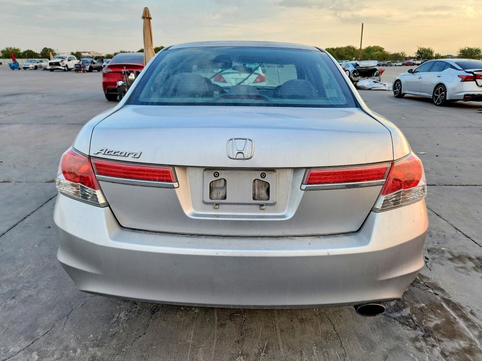 Продажа на аукционе авто 2011 Honda Accord, vin: 1HGCP2F37BA082426, номер лота: 66628556