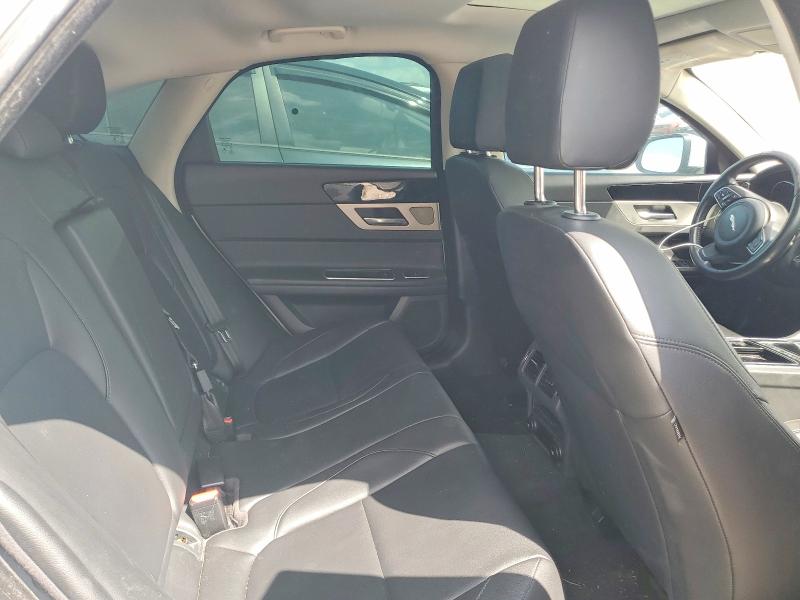Продаж на аукціоні авто 2018 Jaguar Xf, vin: SAJBR4FX7JCY70596, номер лоту: 64149176