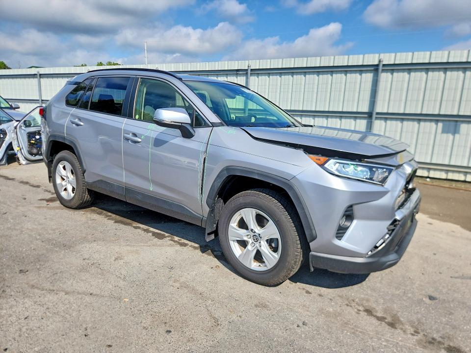 2019 Toyota Rav4 მანქანა იყიდება აუქციონზე, vin: JTMP1RFVXKD043890, აუქციონის ნომერი: 63778446