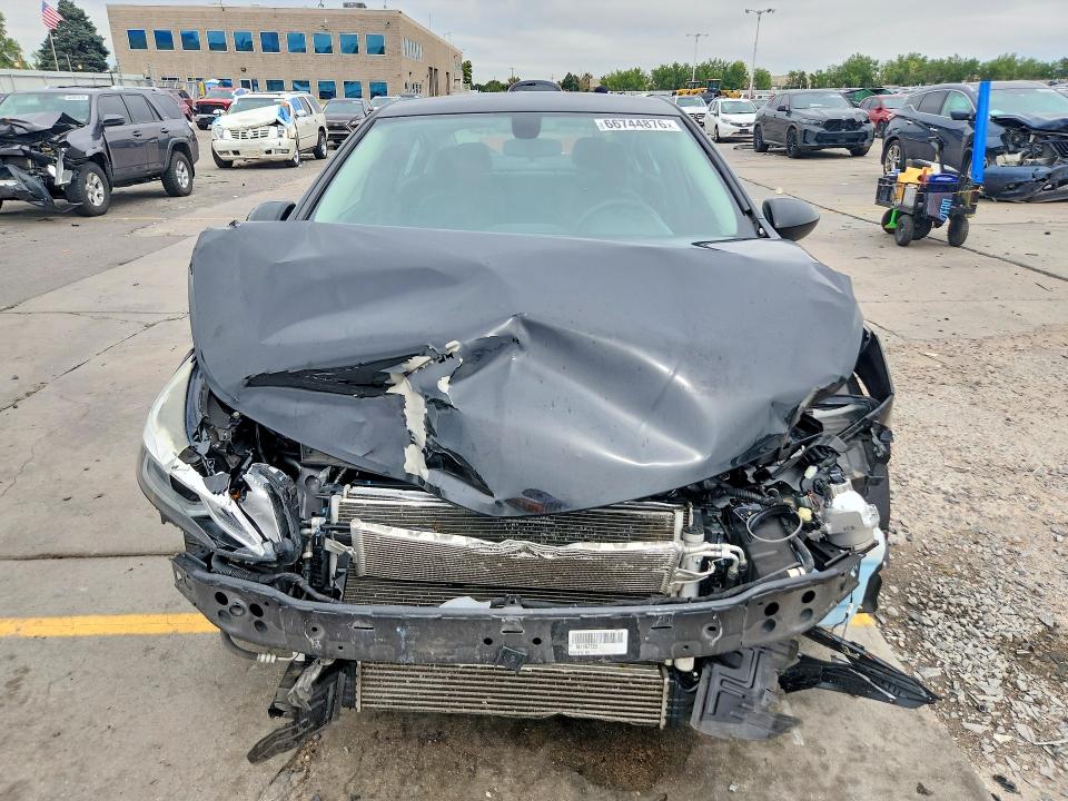 Продажа на аукционе авто 2018 Chevrolet Cruze, vin: 1G1BE5SM3J7167543, номер лота: 66744876