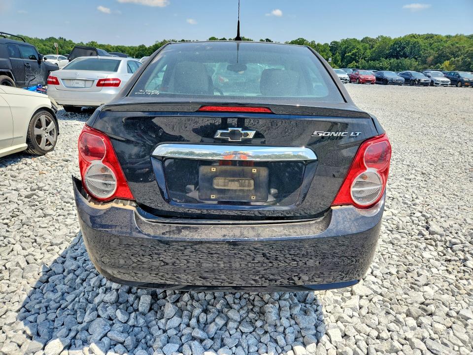 66651366 :رقم المزاد ، 1G1JC5SH2E4136263 vin ، 2014 Chevrolet Sonic مزاد بيع