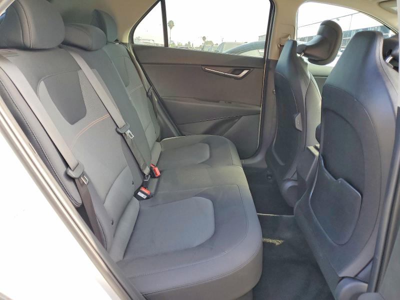 63441616 :رقم المزاد ، KNDCP3LE7T5330940 vin ، 2026 Kia Niro مزاد بيع
